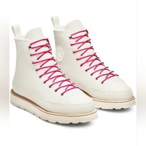 New Chuck Taylor Crafted Boot White ( unisex style boot )